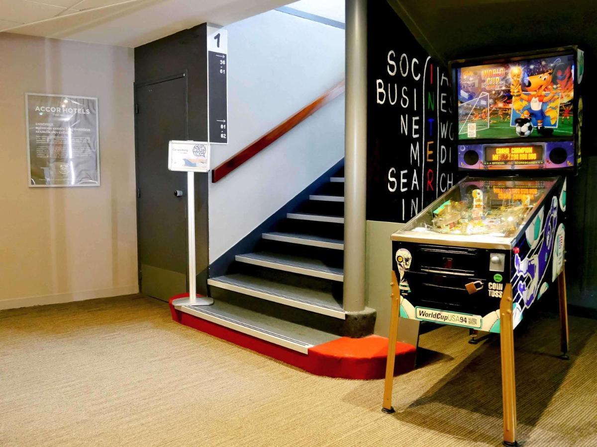 Ibis Laval Le Relais D'Armor Hotel Changé Eksteriør billede